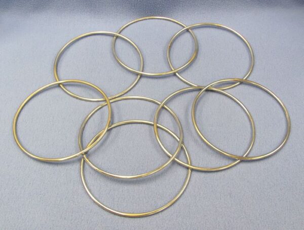 8" chrome plated steel “chinese linking rings” set of 8 (pre owned)