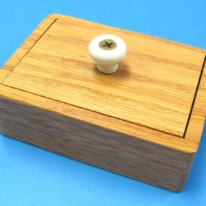 oak card box (not gimmicked)