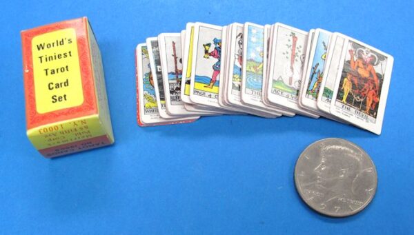 world's tiniest tarot card set (nos)